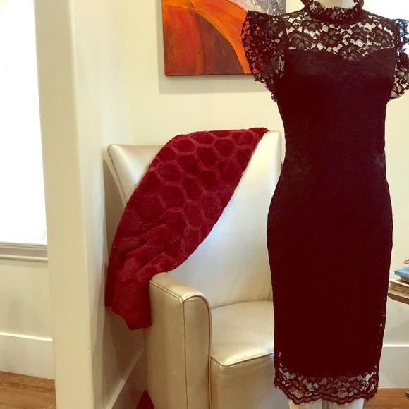 Dresses & Skirts - Black Short Sleeve Lace Dress